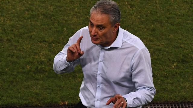 Neymar Berdarah saat Brasil Menang Telak atas Bolivia