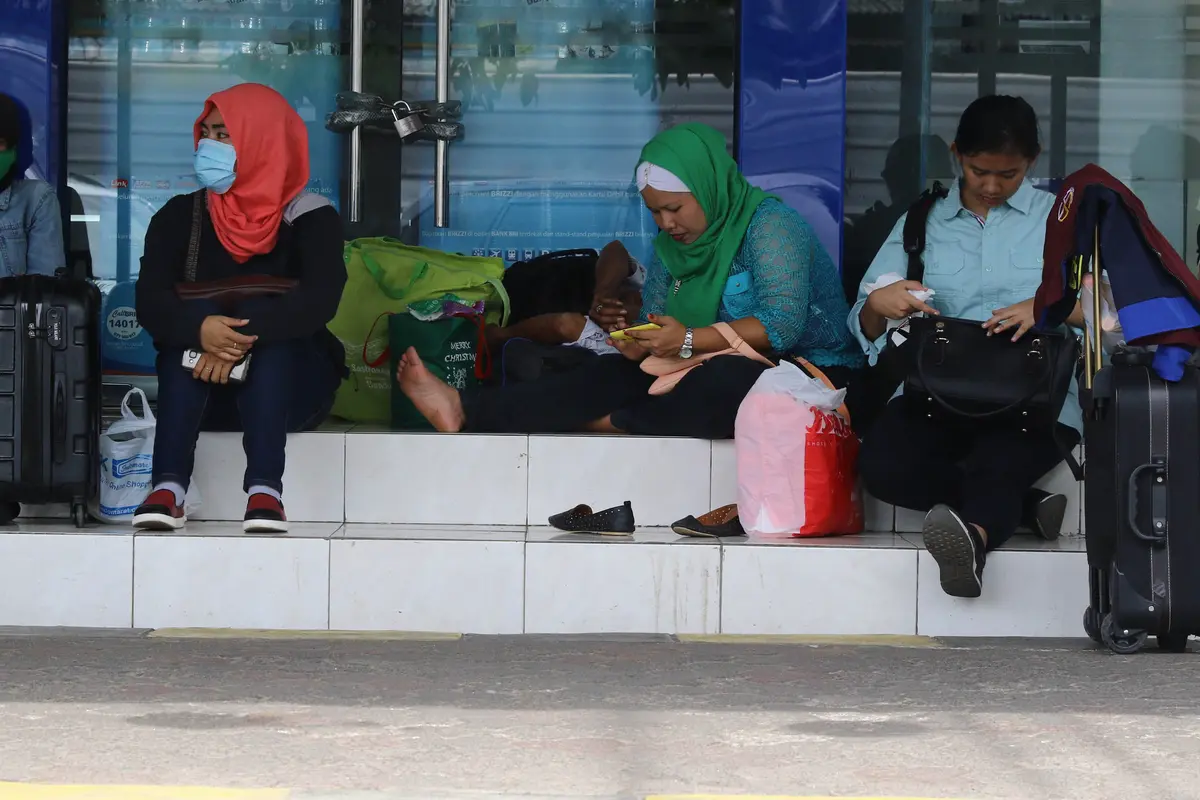 20161224- Begini Kondisi Stasiun Pasar Senen Jelang Malam Natal-Jakarta- Herman Zakharia