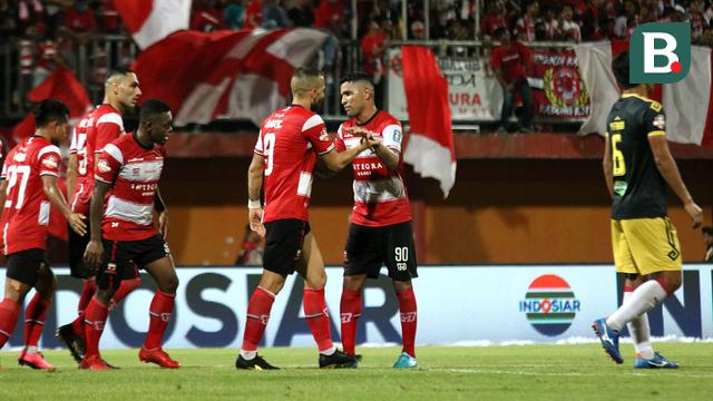 Madura United vs Perseru Badak Lampung FC