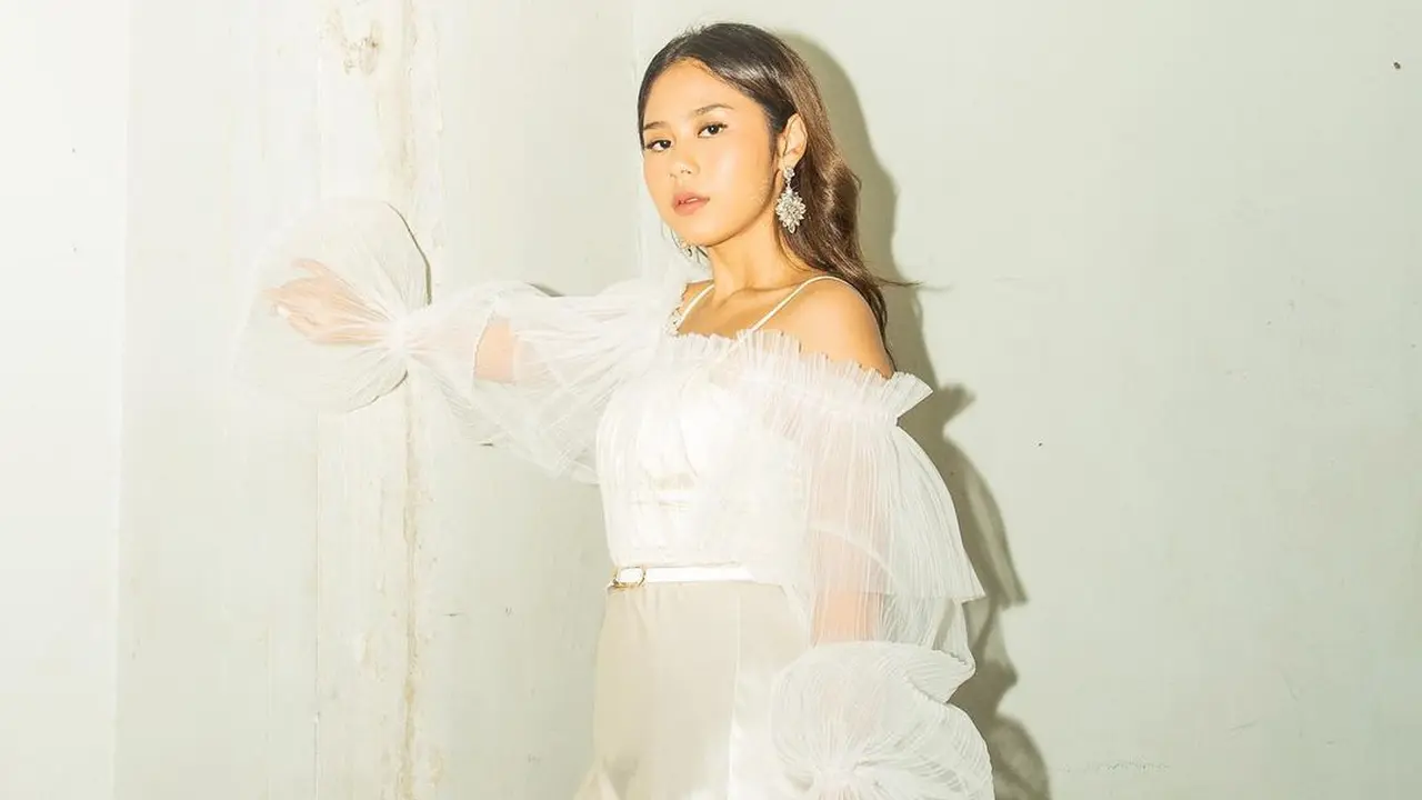 Nadin Amizah