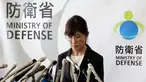 Ekspresi Menhan Jepang Tomomi Inada saat konferensi pers pengunduran dirinya di Kementerian Pertahanan, Tokyo (28/7). Inada mengundurkan karena tuduhan bahwa dirinya telah menahan dirilisnya dokumen pertahanan yang sensitif. (AP Photo/Eugene Hoshiko)