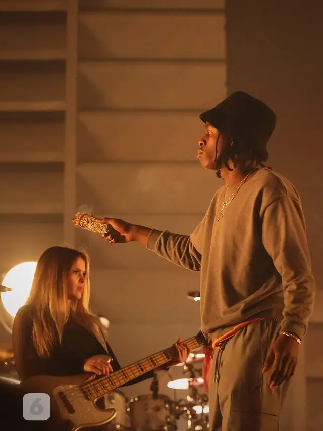 [Bintang] Daniel Caesar