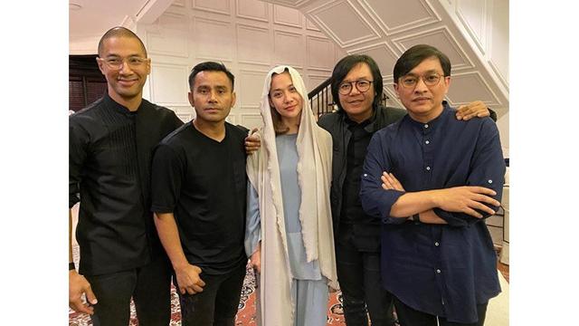 5 Momen Bunga Citra Lestari Dijenguk Rekan Artis, Diberi Semangat