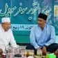 Putra Pendiri Pondok Pesantren (Ponpes) Attanwir, Sumberrejo, Gus Nafik Sahal saat bertemu Calon Bupati (Cabup) Setyo Wahono. (Ist).