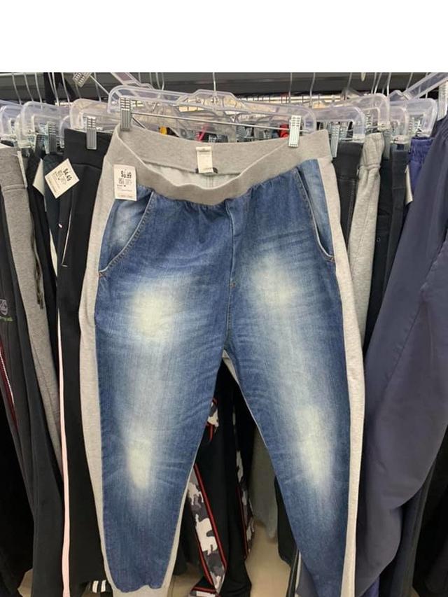 7 Barang Unik yang Ditemukan di Pasar Bekas Ini Bikin Geleng Kepala