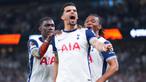 Pemain Tottenham Hotspur, Dominic Solanke, melakukan selebrasi setelah mencetak gol ke gawang Bodo/Glimt dalam duel leg pertama semifinal Liga Europa 2024/2025. (AP Photo/Kirsty Wigglesworth)