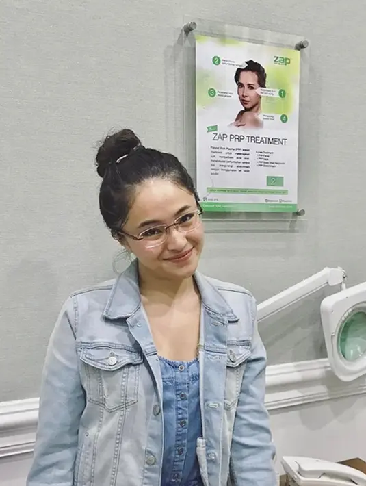 Mantan istri Ben Kasyafani itu menambahkan, bahwa Jay Sutadisastra itu merupakan orang Indonesia. Namun, sejak kecil, tinggal dan kerja di New Zealand. (Instagram/ marshanda99)