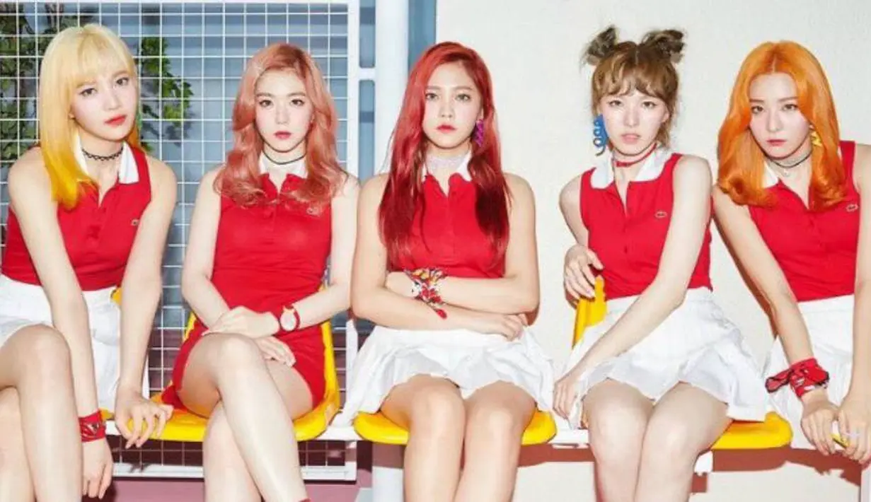 Red Velvet kerap dituduh melakukan plagiat, mulai dari dari kostum, logo hingga MV. Lagu Dumb Dumb dituduh mirip dengan lagu Bang Bang milik Jessie J, Ariana Grande, dan Nicki Minaj. (Foto: allkpop.com)