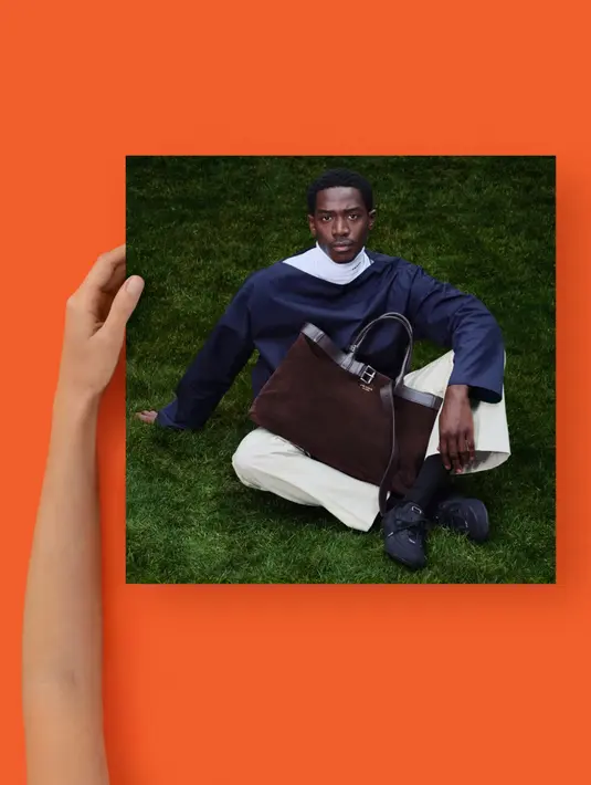 Nicholas Hoult, dikenal lewat peran berani di film arthouse hingga blockbuster. Lalu Damson Idris, bintang serial Snowfall yang kuat secara karakter dan karisma. Carey Mulligan, aktris peraih berbagai nominasi prestisius dengan reputasi akting yang solid. Hunter Schafer, simbol generasi baru yang berada di persimpangan seni, aktivisme, dan mode. Hingga Liu Wen, model ikonis yang membuka jalan bagi representasi Asia di panggung fashion global.
 Kehadiran mereka bukan sekadar “wajah kampanye”, melainkan subjek seni, individu yang diamati, sekaligus mengundang kita untuk mengamati kembali diri sendiri sebagai penonton.