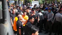 Ratusan Warga Padati Rekonstruksi Pembunuhan Pasutri Bandung