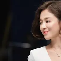 Memiliki wajah yang cantik, ternyata Song Hye Kyo tidak pernah melakukan operasi plastik. (Liputan6.com/IG/kyo1122)