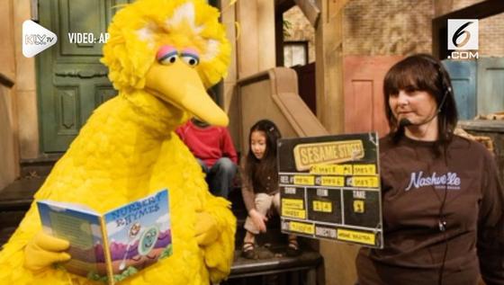 VIDEO: Pemeran Big Bird 'Sesame Street' Pensiun