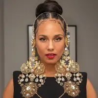 Intip penampilan dramatis Alicia Keys di Grammy Awards 2025. [@aliciakeys].