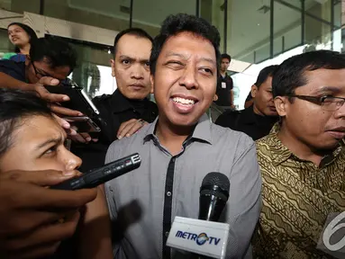 Muhammad Romahurmuziy memenuhi panggilan Komisi Pemberantasan Korupsi (KPK), Jakarta, Rabu (3/12/2014). (Liputan6.com/Miftahul Hayat)