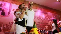Cristian Gonzales menggelar perayaan HUT sang istri, Eva, Sabtu (8/7/2017). (Bola.com/Iwan Setiawan)
