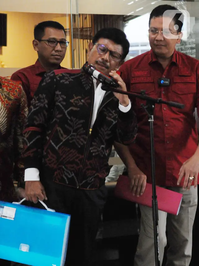 Soal Korupsi BTS, Menkominfo Johnny G Plate Diperiksa 6 Jam di Kejagung