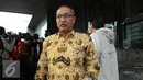 Hakim PN Jakarta Utara Jootje Sampaleng meninggalkan Gedung KPK usai menjalani pemeriksaan, Jakarta, Jumat (22/7). Sebanyak empat Hakim PN Jakarta Utara diperiksa sebagai saksi atas tersangka Samsul Hidayatullah. (Liputan6.com/Helmi Afandi)