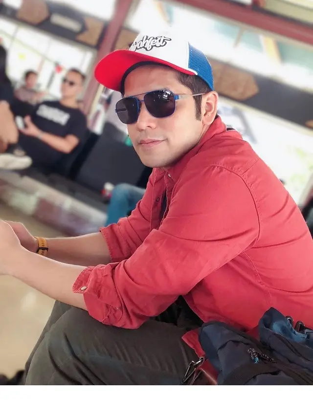 Dikenal Karena Peran Antagonisnya, Ini 6 Potret Terbaru Ricky Perdana