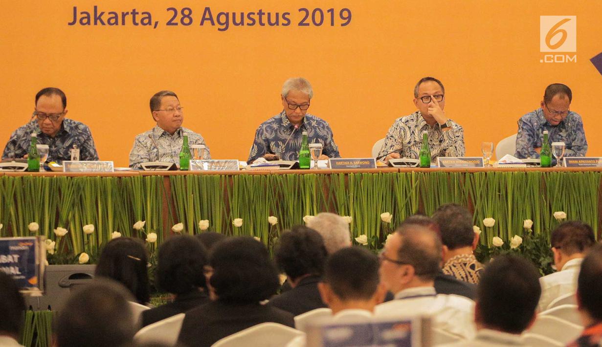 Suasana RUPS LB Bank Mandiri di Jakarta, Rabu (28/8/2019). RUPSLB tersebut mengangkat Rionald Silaban, yang menjabat Kepala Badan Pendidikan dan Pelatihan Kemenkeu sebagai Komisaris perseroan menggantikan Askolani yang menjabat sebagai Dirjen Anggaran Kemenkeu. (Liputan6.com/Faizal Fanani)