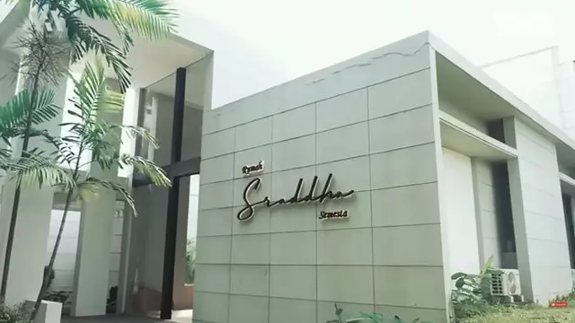 [Fimela] Cinta Laura