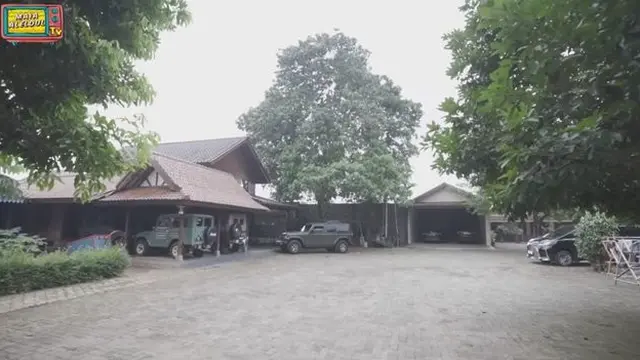 8 Potret Rumah Makan Milik Mandra, Nyaman dengan Konsep Betawi