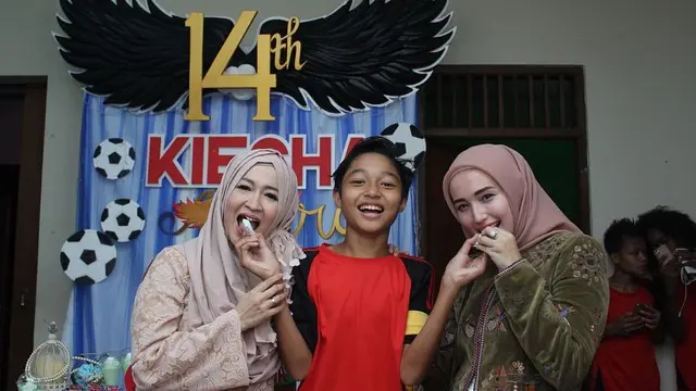 6 Momen Kedekatan Adelia Pasha dan Kiesha Alvaro, Kompak Bak Ibu Kandung