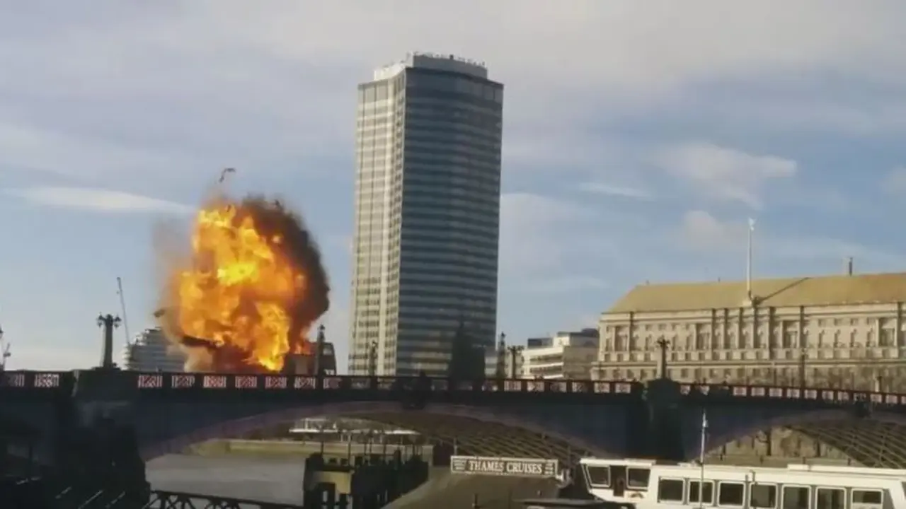 Meledakkan Mobil, Pembuatan Film Jackie Chan Gemparkan London