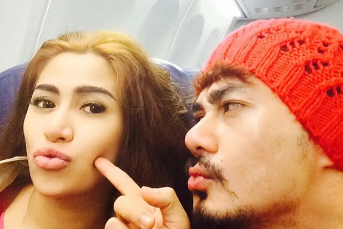 Cinta Penelope dan Dony Hermawan