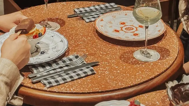 Ilustrasi hidangan/25hours Hotel Jakarta The Oddbird