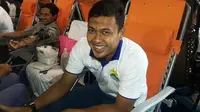 Kiper Persib Bandung, Muhammad Natshir alias Deden, mengakui laga Persib versus Persija paling berkesan buatnya. (Bola.com/Erwin Snaz)
