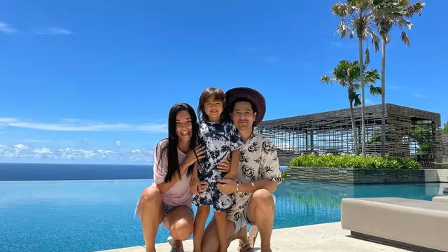 6 Potret Mesra Erick Iskandar dengan Vanessa Lima, Kekasih Asal Brasil