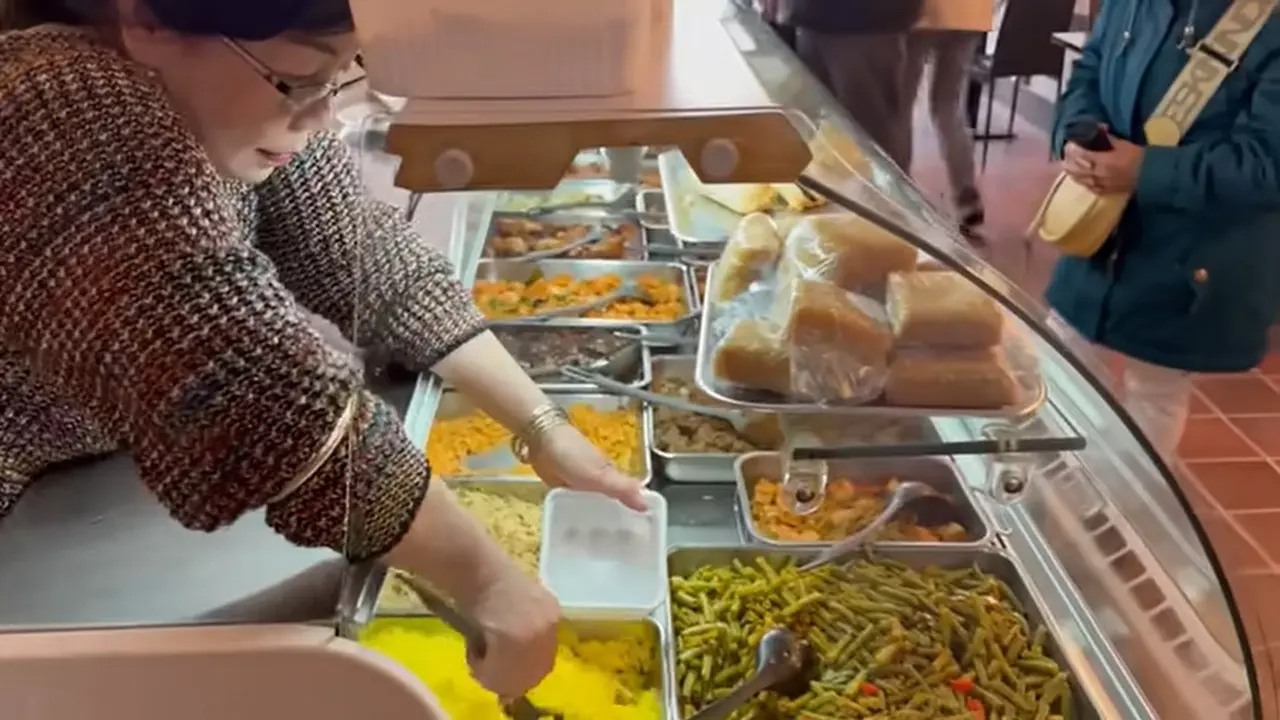 Rumah makan Fanny Bauty di Belanda