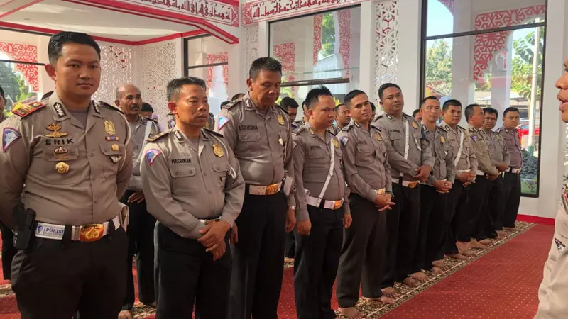 puluhan anggota polres garut shalat gaib