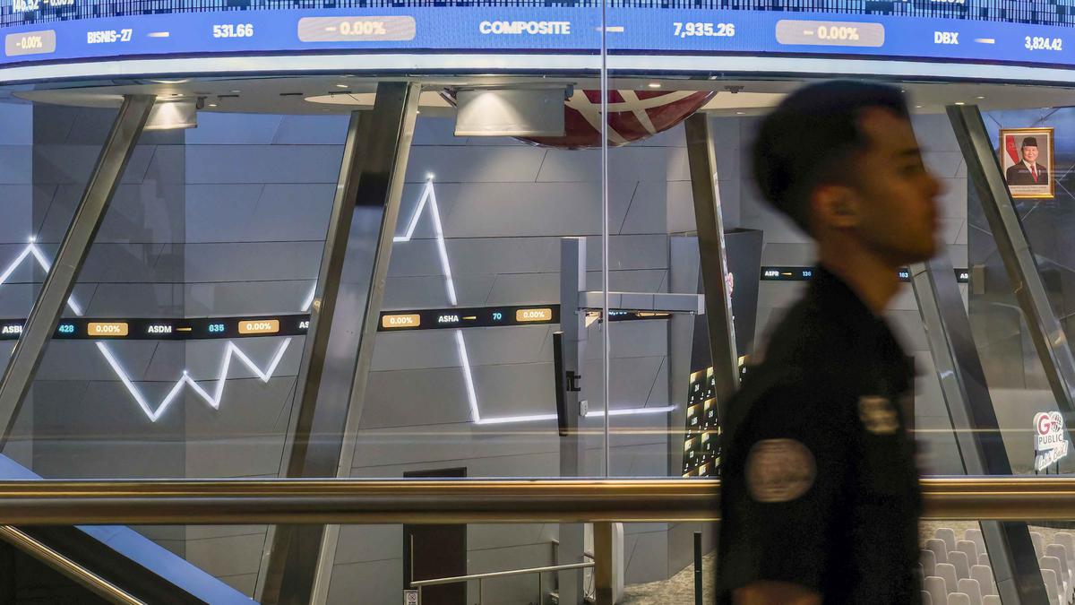 IHSG Ditutup Menguat Hampir 2 Persen, Optimisme Investor Menguat