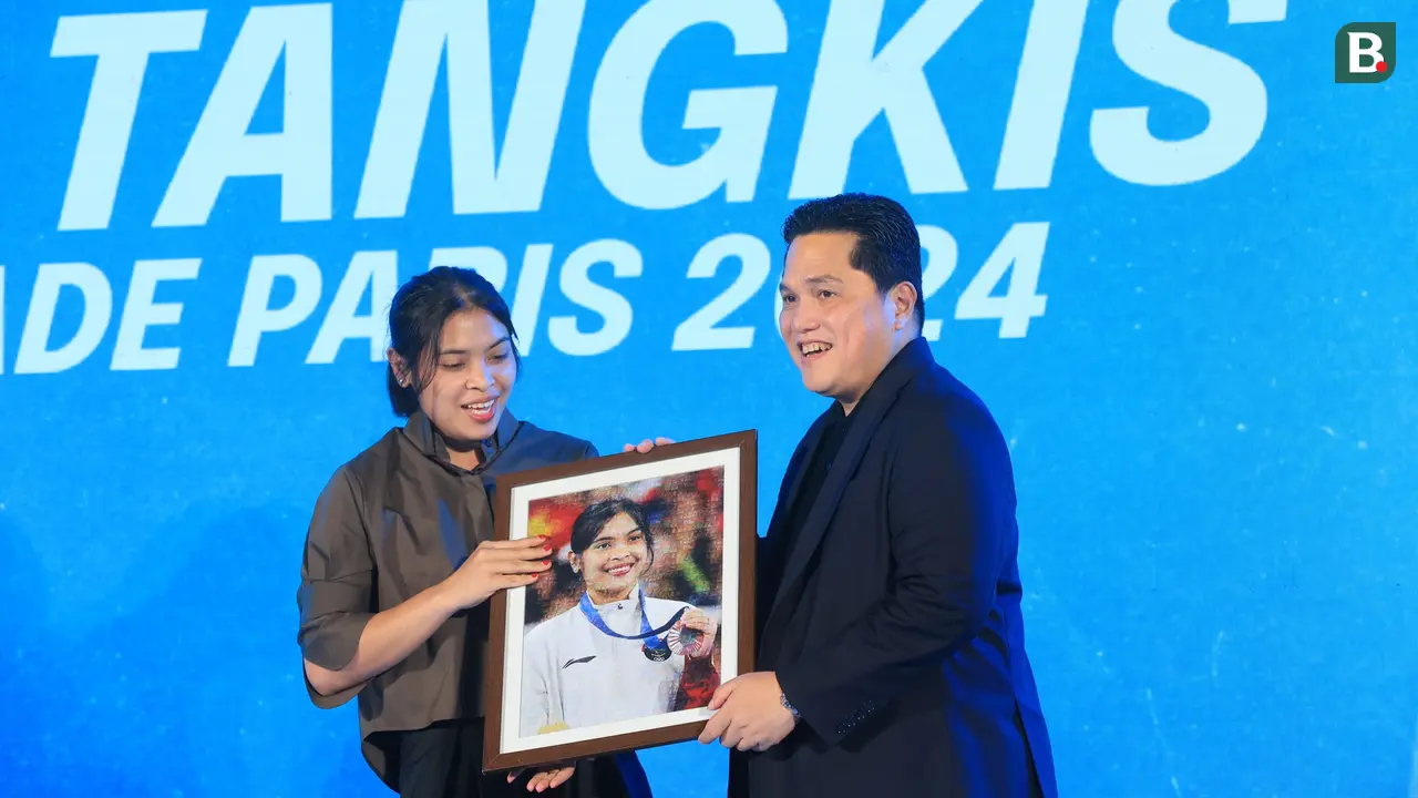 Foto: Veddriq, Rizki, dan Gregoria Diguyur Miliaran Rupiah dalam Acara Apresiasi Atlet Peraih Medali Olimpiade Paris 2024