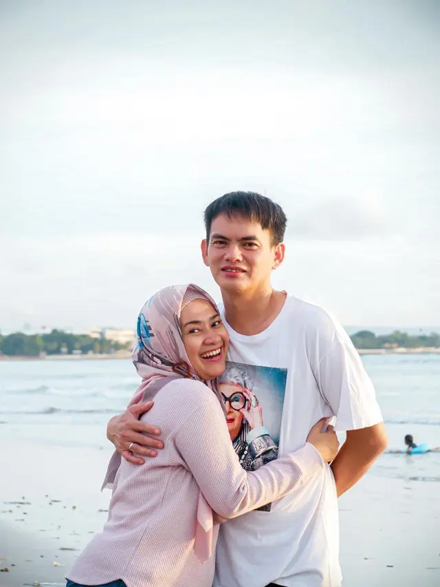 [Fimela] Ikke Nurjanah dan Karlie Fu