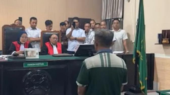 Guru Kendari Divonis 5 Tahun Penjara: Pelecehan Siswi Bermodus Cek Suhu