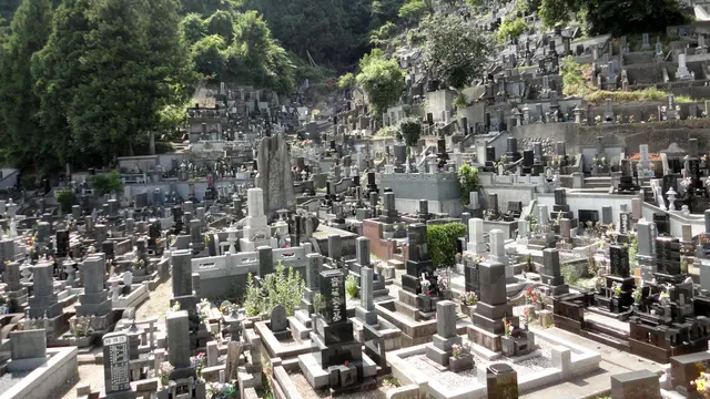 Unik, Di Jepang Ada Festival Khusus yang Siapkan Kematian