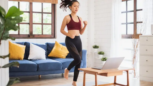 Tips Mudah Mengatasi Kulit Belang Akibat Paparan Sinar Matahari, Contek di Sini!