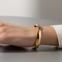 Gelang Emas 20 Gram 24 Karat Model Bangle