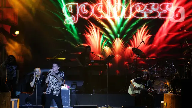 Konser God Bless di Pameran Retrospektif 50th