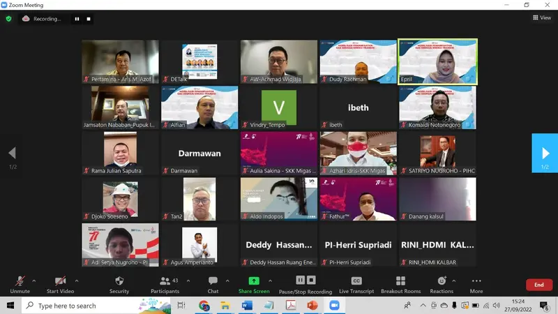 Webinar DETalk bertajuk “Mobilisasi Pemanfaatan Gas Bumi Sebagai Energi Transisi” yang digelar Selasa, (27/9/2022).