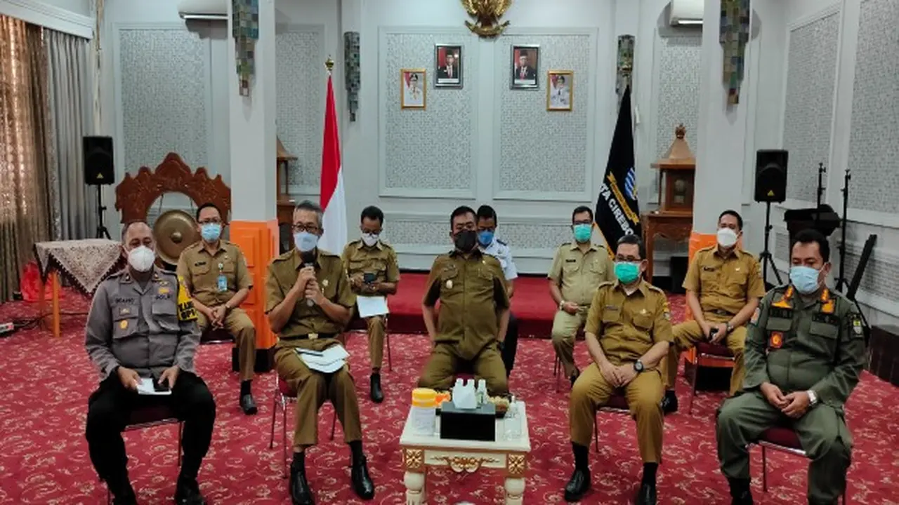 Pemkot Cirebon Gencar Turunkan Status Zona Merah Covid-19