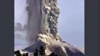 [Cek Fakta] Hoaks Foto dan Video Lava Panas Gunung Soputan