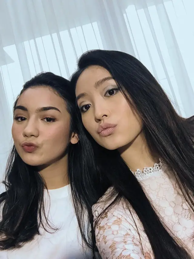Kerap Main Sinetron Bareng, Ini 6 Kebersamaan Natasha Wilona dan Ersya Aurelia