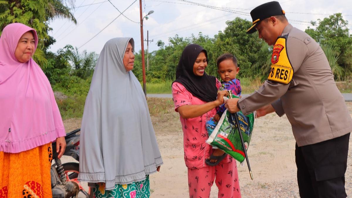 Beda Pilihan, Kapolres Rokan Hilir Ingatkan Pentingnya Tetangga Selama Pilkada Berita Viral Hari Ini Sabtu 19 Oktober 2024