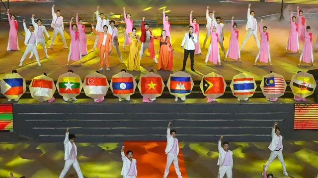 Foto: Meriahnya Closing Ceremony SEA Games 2021, Terima Kasih Vietnam