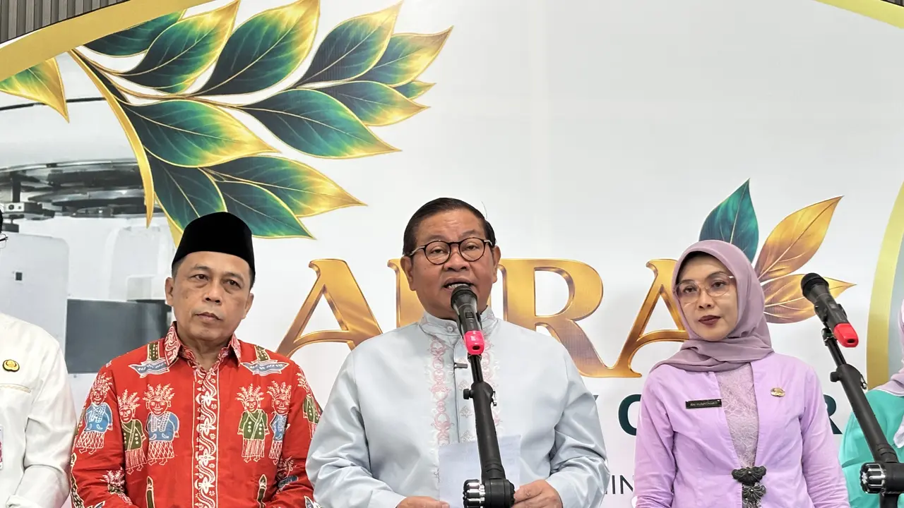 Gubernur DKI Jakarta Pramono Anung ungkap syarat pencari kerja mendapatkan akses transportasi gratis. (Liputan6.com/Tisha Maulida).