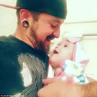 Karena ucapan 'selamat hari ibu, Ayah' benar adanya.