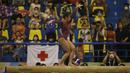 Pesenam andalan Indonesia yakni Rifda Irfanaluthfi tampil menjanjikan di nomor yang sama. Rifda berhasil meraih medali emas senam artistik untuk nomor all-around (semua alat) setelah menjadi yang terbaik pada SEA Games Vietnam. (Bola.com/Ikhwan Yanuar)